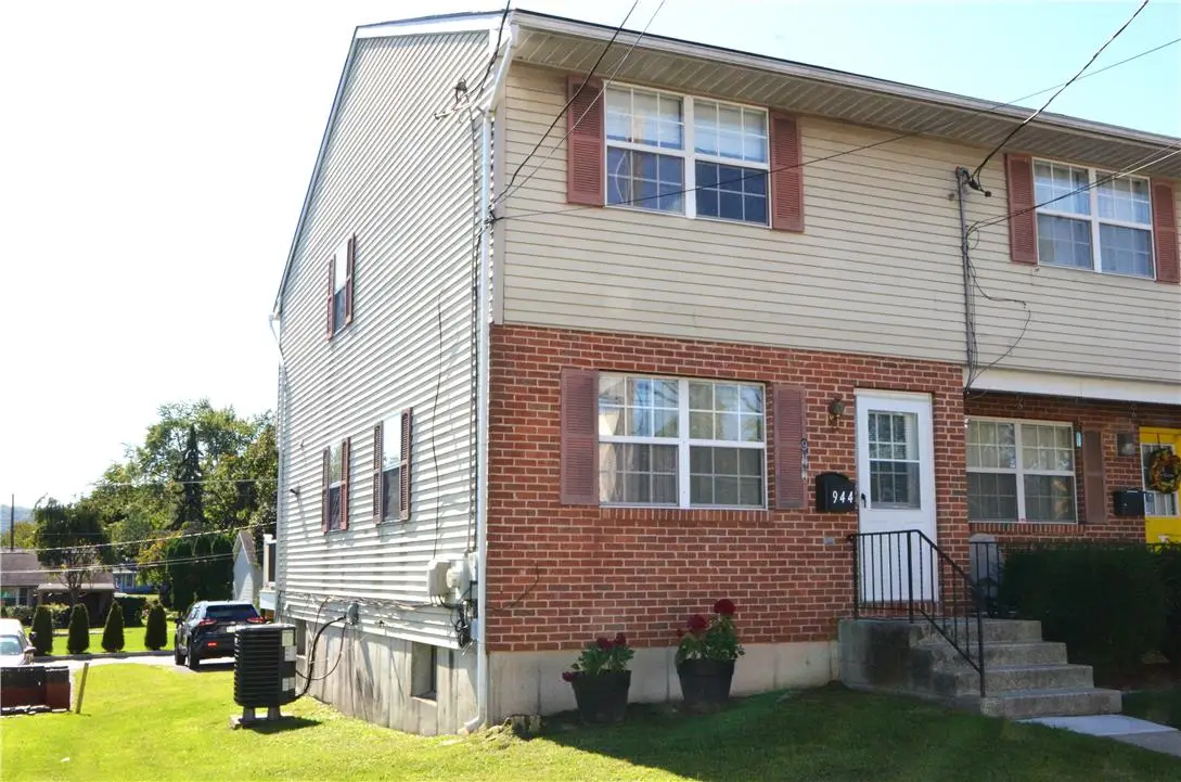 944 W Wyoming Street, Allentown, PA 18103 - #1