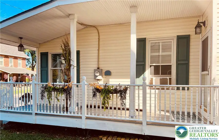 432 E Fairview Street, Coopersburg, PA 18036 - #3
