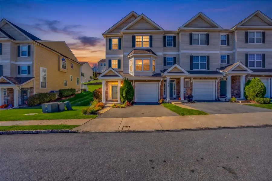 3562 Penfield Way, Upper Nazareth, PA 18064 - #2