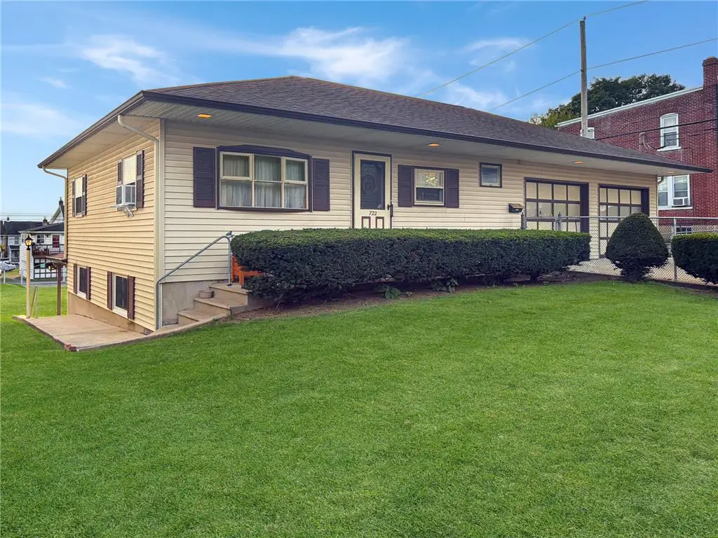 722 5th Street, Catasauqua, PA 18032 - #1