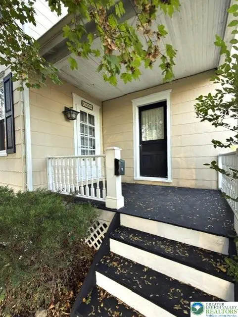 229 W Lafayette Street, Easton, PA 18042