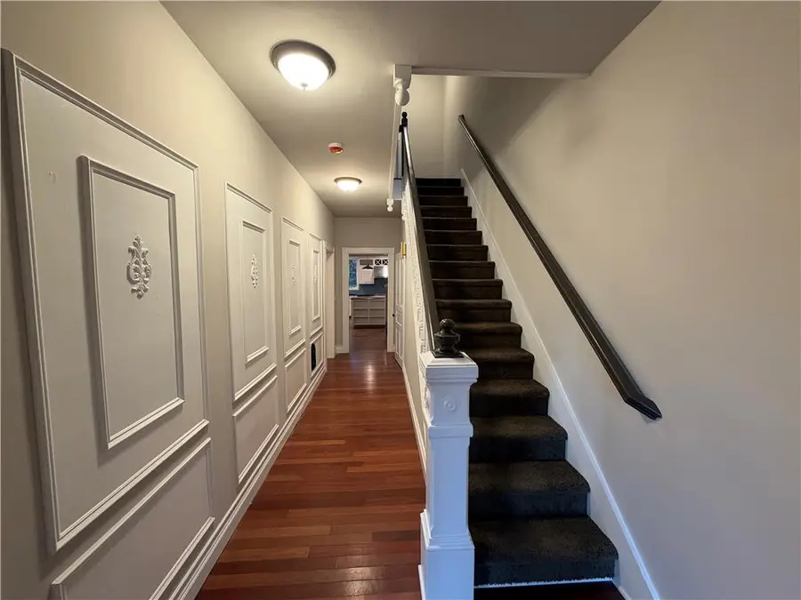18 W Center Street, Nazareth, PA 18064 - #2