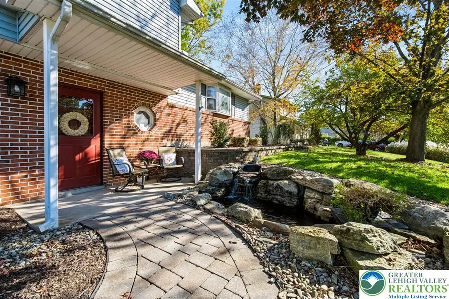 462 Larch Lane, Lower Nazareth, PA 18064 - #2