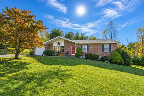 7005 Dogwood Circle, Washington Twp, PA 18080