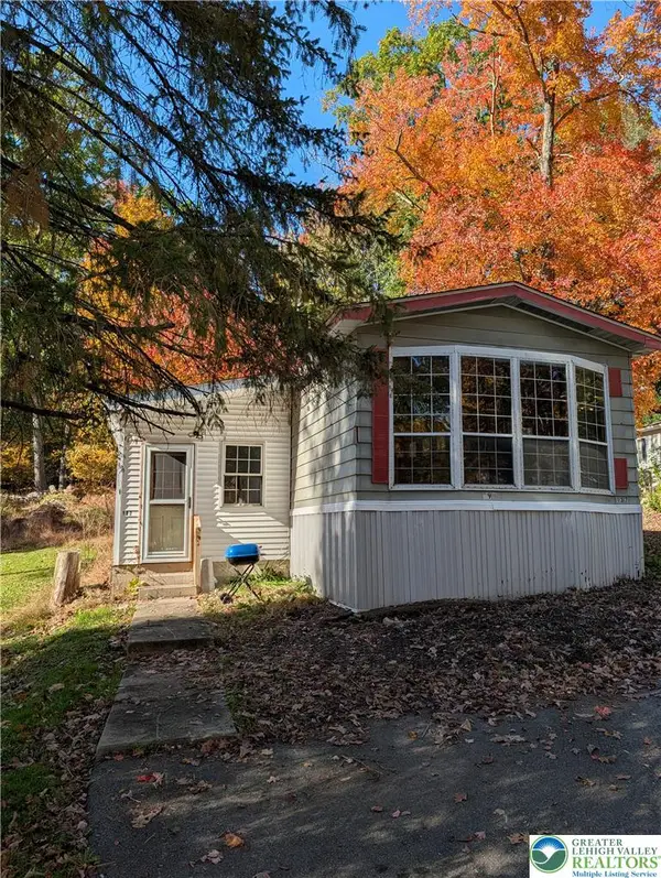 137 Bartion Court, Pocono Twp, PA 18321
