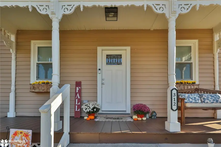312 Birch Street, Walnutport, PA 18088 - #2