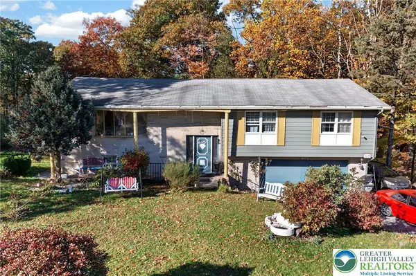 1776 Bear Creek Boulevard, Bear Creek Twp, PA 18702