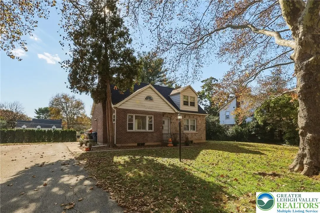3132 Cambridge Circle, South Whitehall, PA 18104 - #1