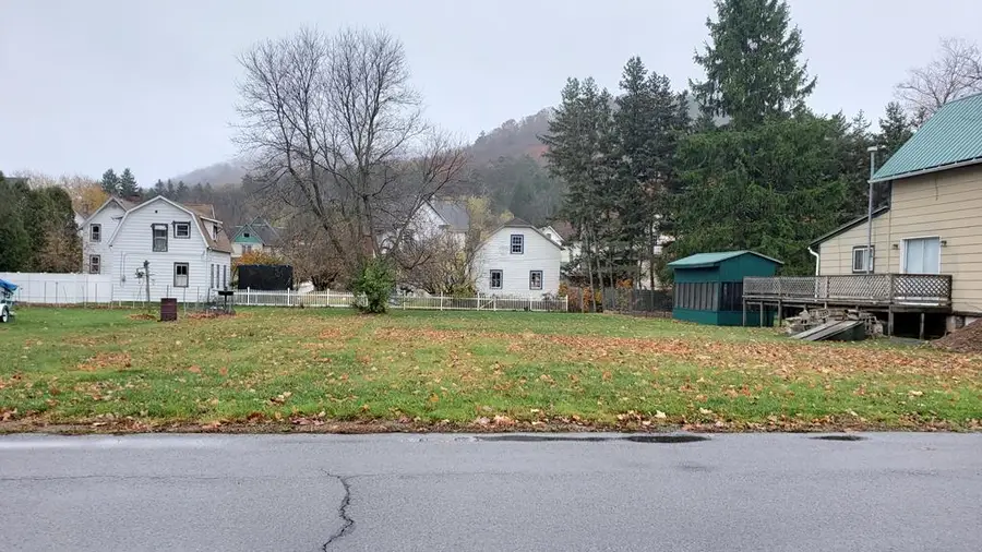 407 S West St, Coudersport, PA 16915 - Image #2