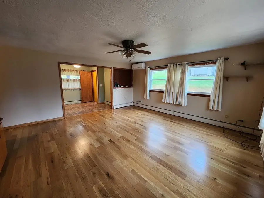 97 Crestline Rd, Sinnamahoning, PA 15861 - Image #2