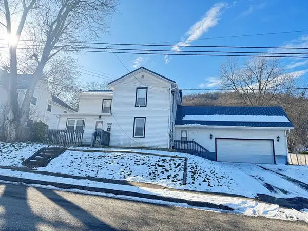 124 Charles St, Towanda, PA 18848