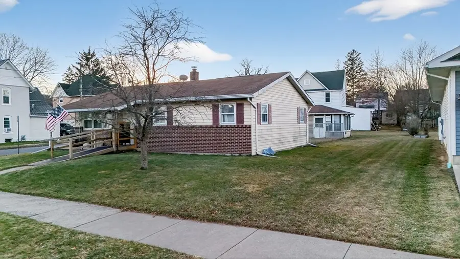 426 S. Wilbur Avenue, Sayre, PA 18840 - Image #3