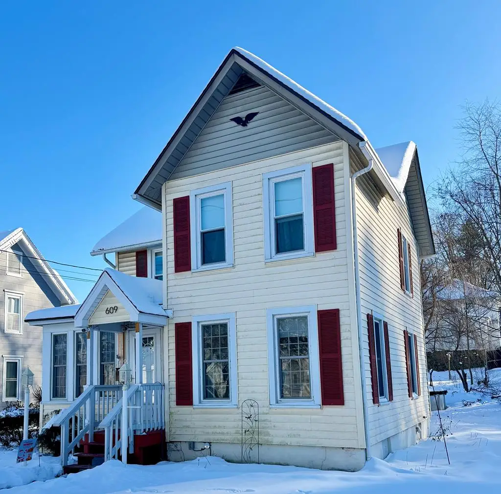 609 Stevenson St, Sayre, PA 18840 - #1