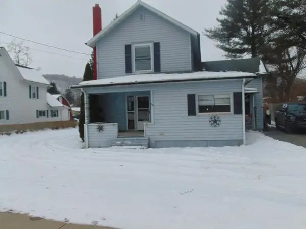 112 River St, Athens, PA 18810