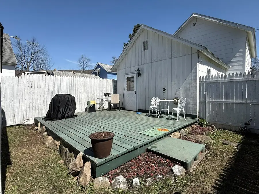 15 Fairbanks Ave, Bradford, PA 16701 - #3