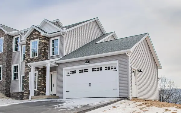53 Wisteria, Williamsport, PA 17701