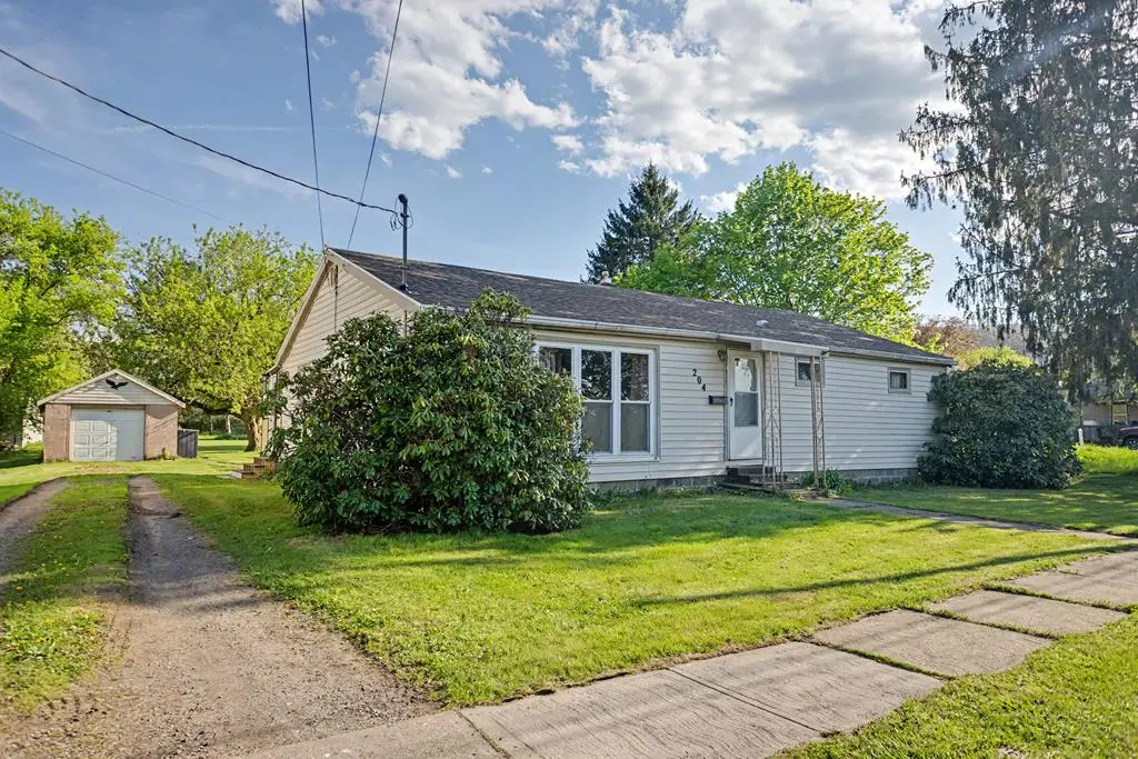 204 Satterlee St, Athens, PA 18810 - #1