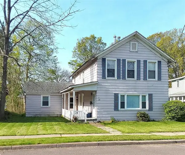38 George St, Owego, NY 13827