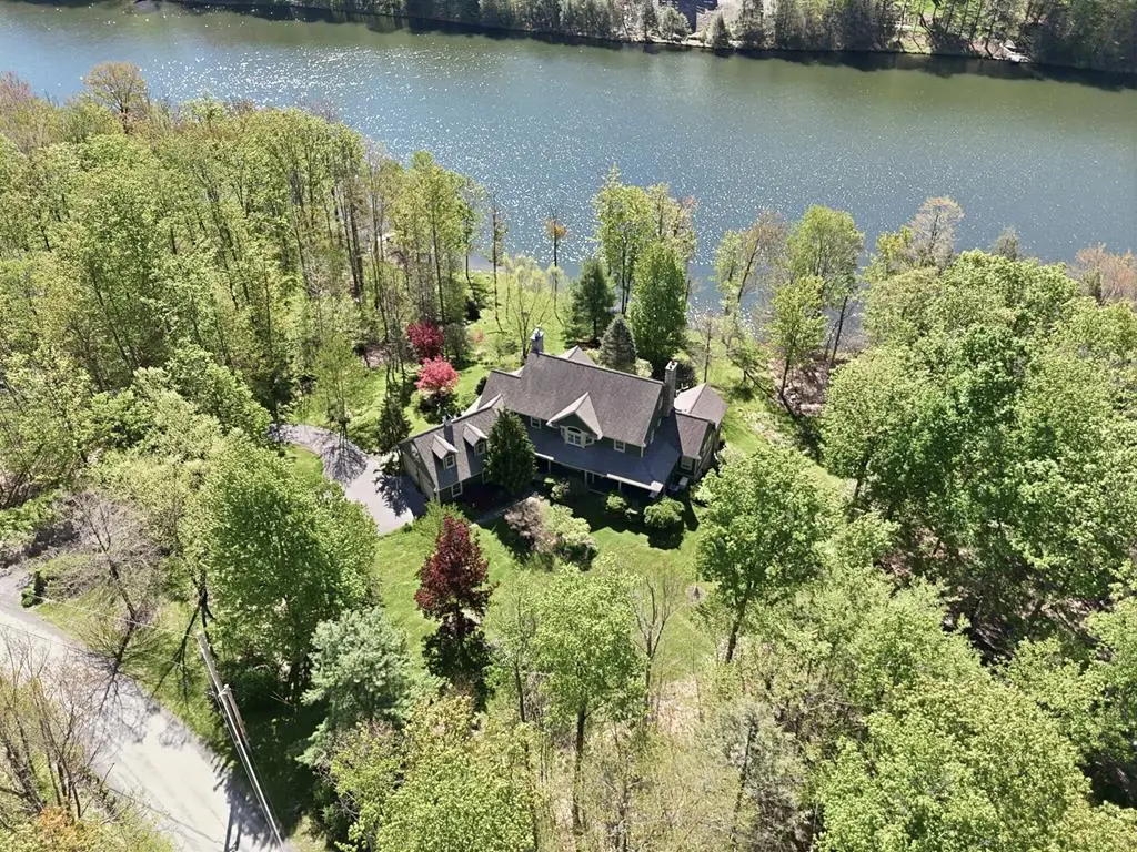 530 Lakeside Dr, Sayre, PA 18840 - #1