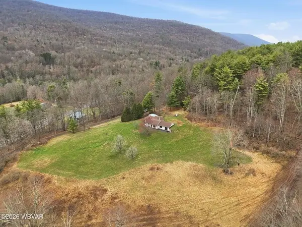 124 Oxen Hill Lane, New Albany, PA 18833