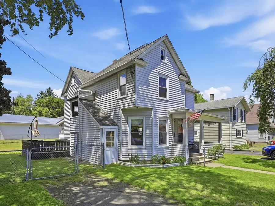 132 S Hopkins St, Sayre, PA 18840 - #2
