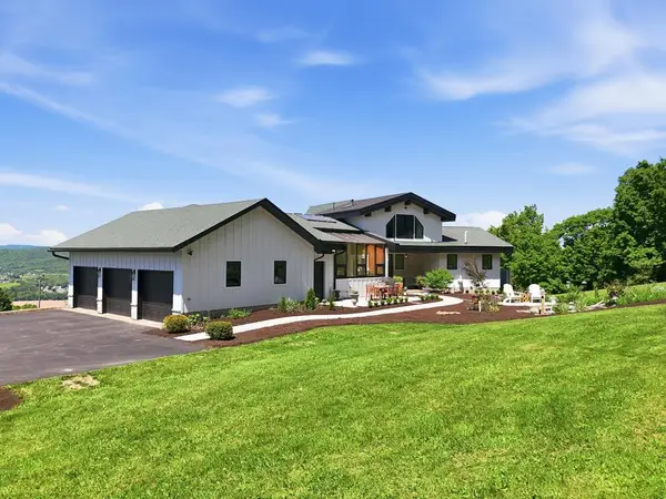 1383 Orange Hill, Athens, PA 18810