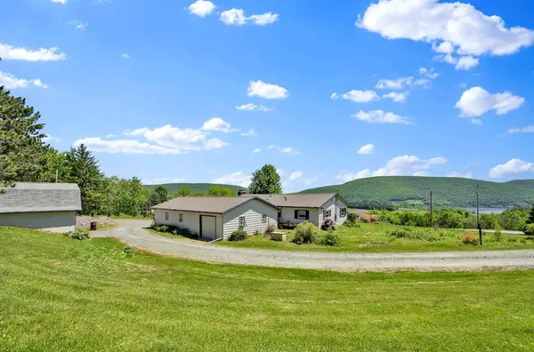 748 Mann Hill Road, Tioga, PA 16946