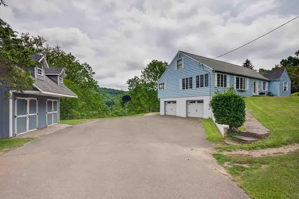 408 Prospect St, Troy, PA 16947