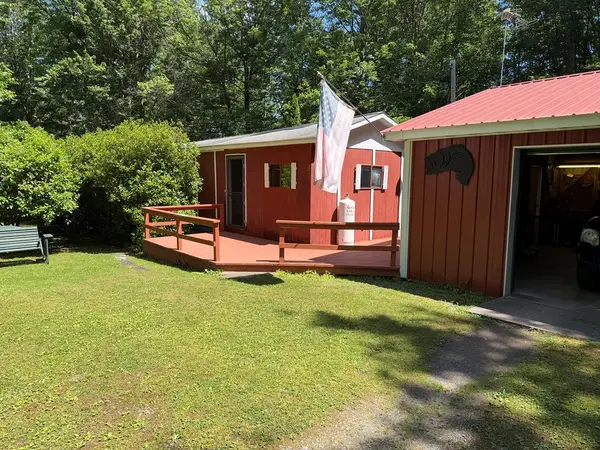 225 Copper Mine Road, Tunkhannock, PA 18657
