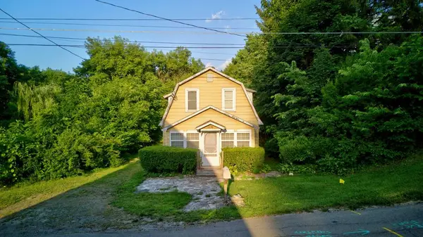 110 N East Street, Sayre, PA 18840