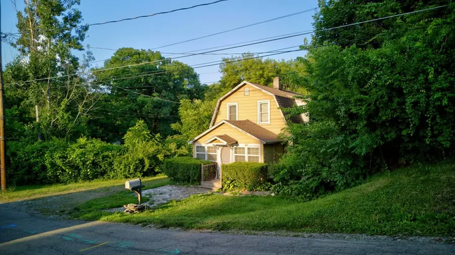110 N East Street, Sayre, PA 18840 - #2