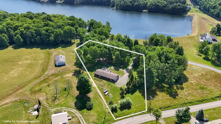 91 Lakeside Dr, Sayre, PA 18840 - #3