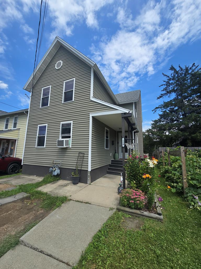 124 N Higgins Ave, Sayre, PA 18840 - #1