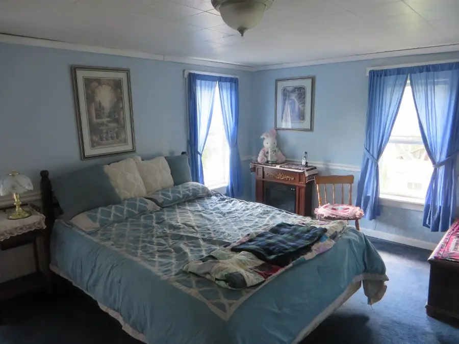 5742 Route 487, Lopez, PA 18628 - #2