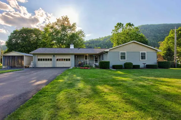 195 Plaza Road, Middlebury Center, PA 16935