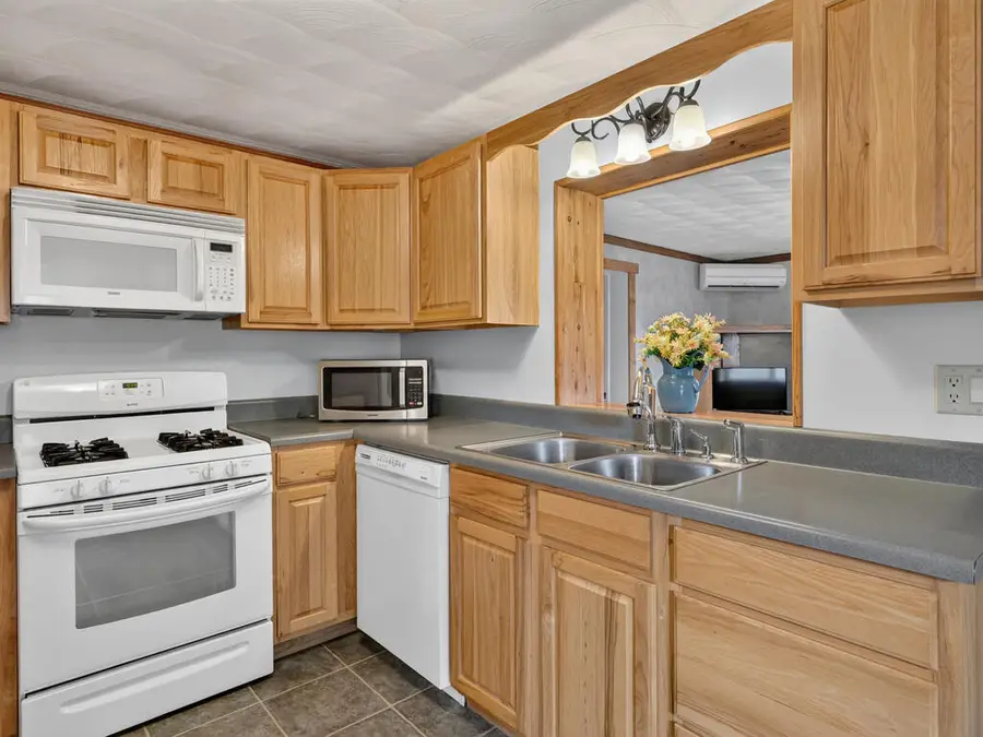 102 Packer Ave, Towanda, PA 18848 - #3