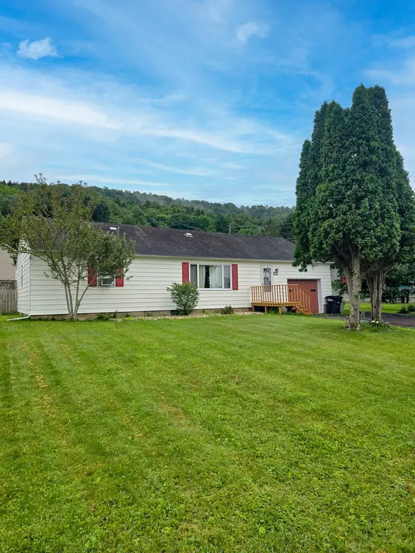410 Meadow Lane, Port Allegany, PA 16743