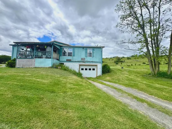 975 Beech Flats Rd, Canton, PA 17724