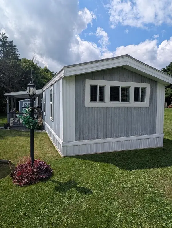 1771 Meadowlark Dr, Sayre, PA 18840