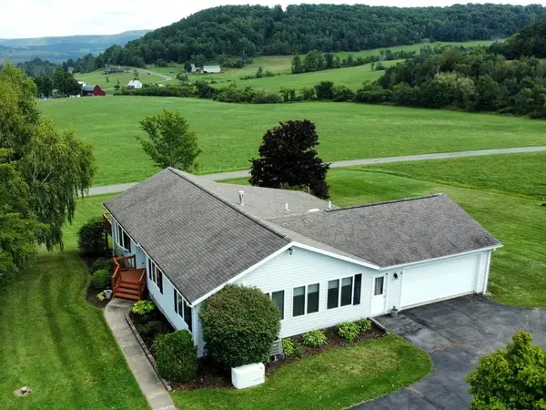 995 W Hill Road, Covington, PA 16917