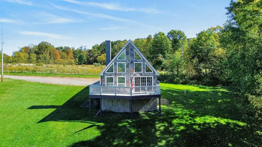 1090 Bliss Rd, Rome, PA 18837 - #1
