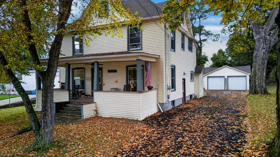 103 Walnut St, Athens, PA 18810 - #2