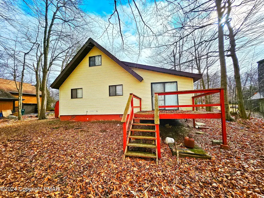 1769 Rolling Hills Drive, Tobyhanna, PA 18466 - Image #2