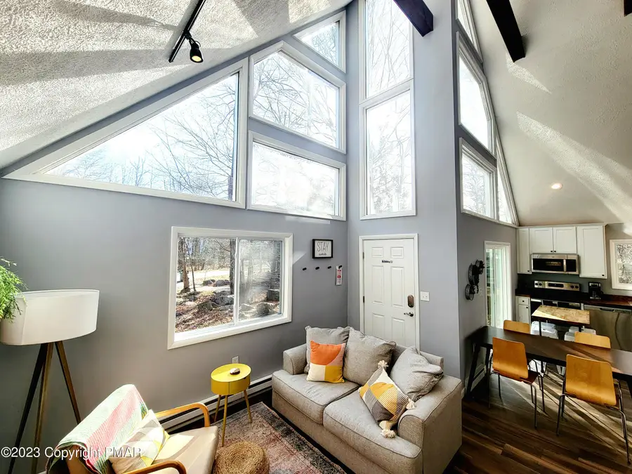 8958 Pheasant Lane, Tobyhanna, PA 18466 - #2