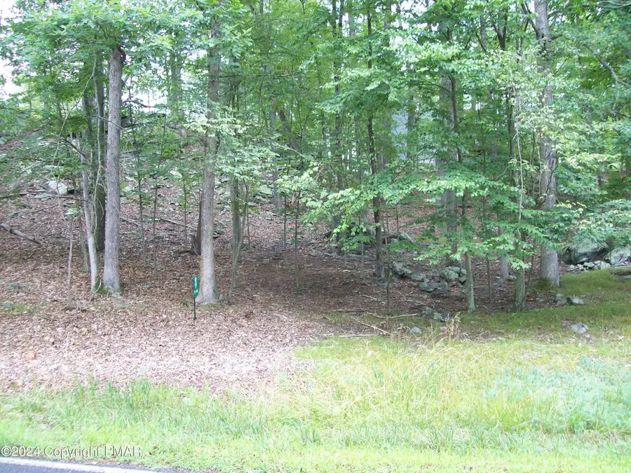 Lot 837 Dover Dr, Bushkill, PA 18324 - Image #2