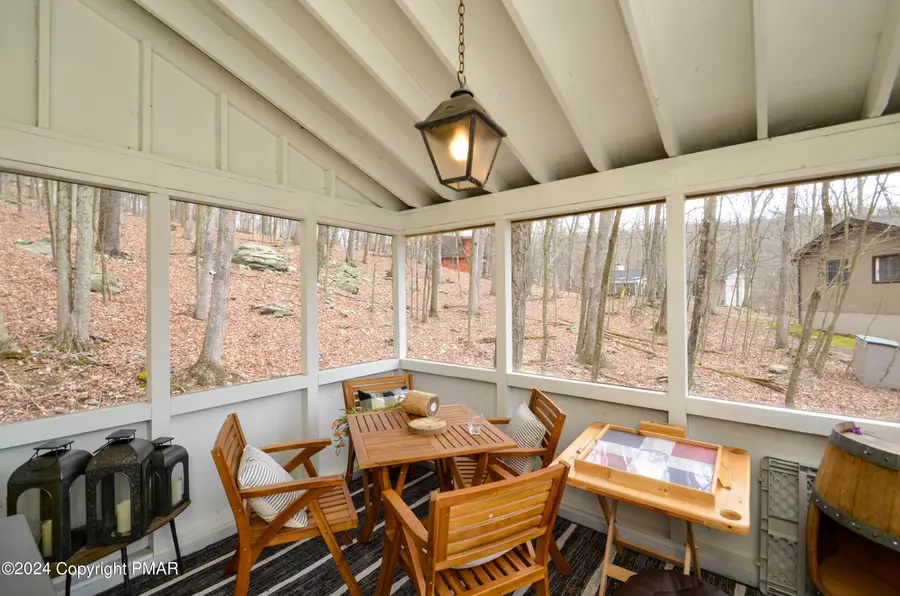 208 Regent Street, Bushkill, PA 18324 - Image #2