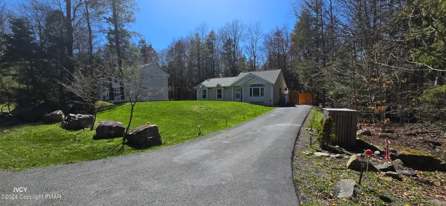 331 Mohansic Lane, Tobyhanna, PA 18466 - Image #2