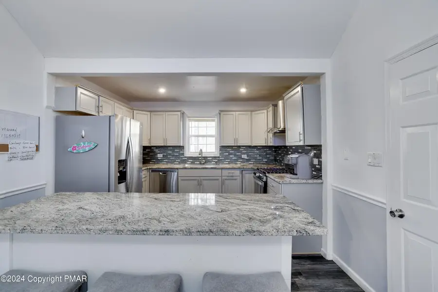 638 Country Place Drive, Tobyhanna, PA 18466 - Image #3