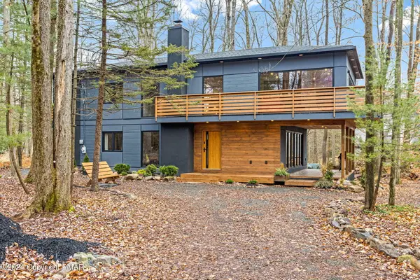 1142 Oakland Place, Pocono Pines, PA 18350