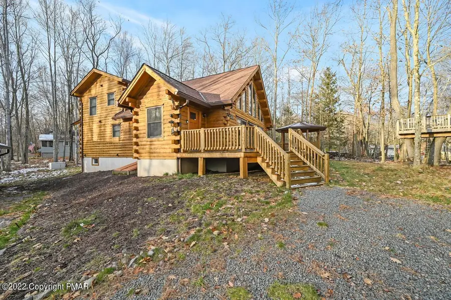 327 Namanock Trail, Pocono Lake, PA 18347 - Image #2